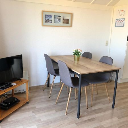 Knus Appartement Met Zicht Op Zeepolder De Haan Eksteriør bilde